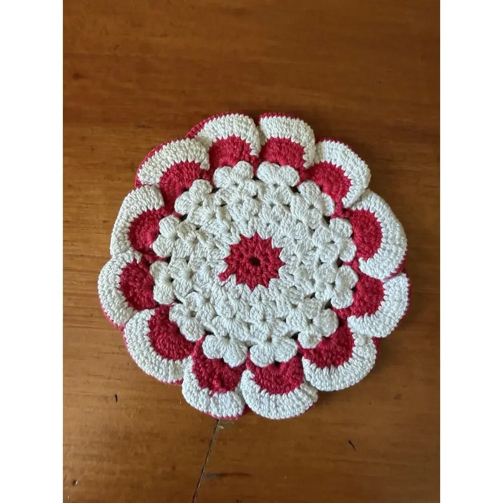 Vintage Crochet Pot Holder Bundle Set 4 Handmade Kitchen Decor White Red Cream
